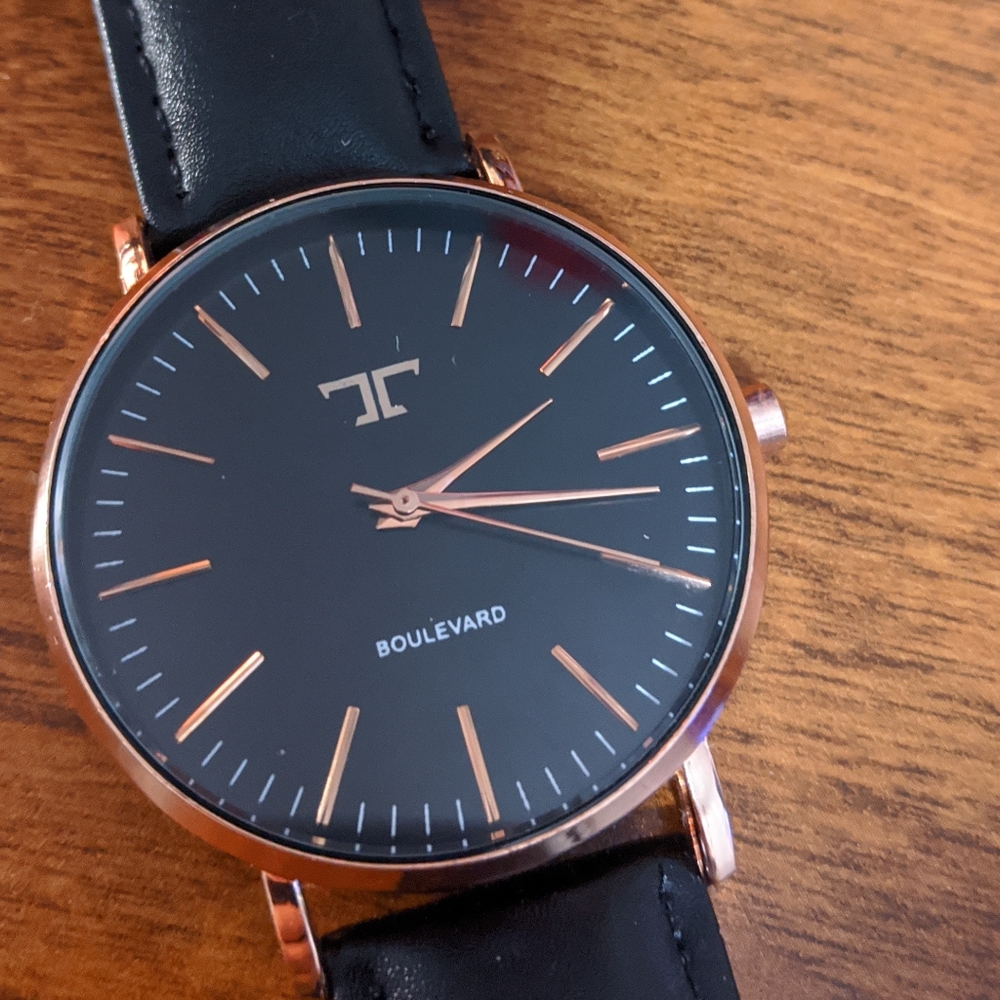Tayroc Men's or Ladies Rose Gold "Boulevard" watch